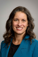 2026_MEDIUM_Golden_Laura Weinberg_Headshot-small